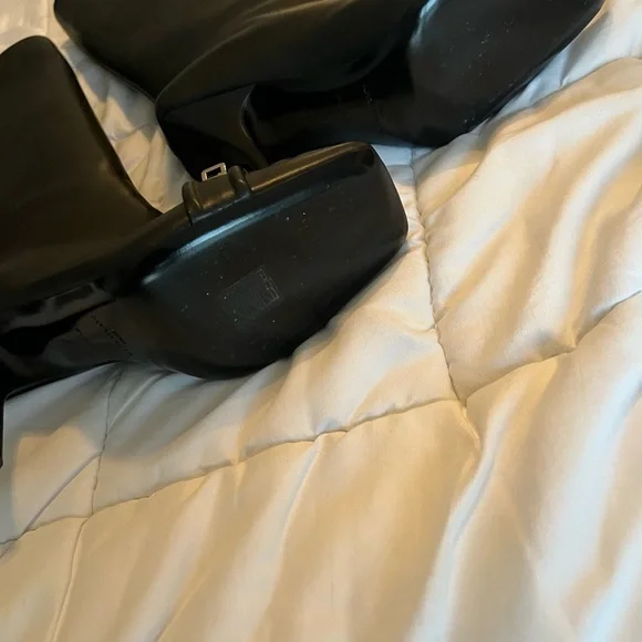 Givenchy G-woven square toe, knee-high boot - Picture 3 of 6